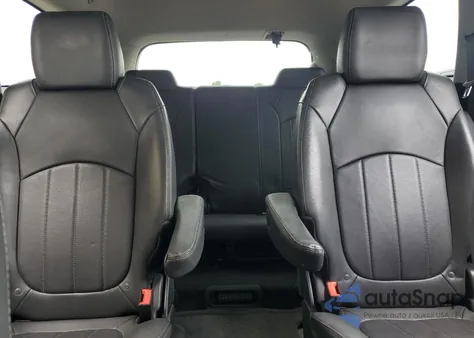 2015 Buick Enclave z USA, uszkodzony, nr VIN 5GAKVCKD0FJ365200